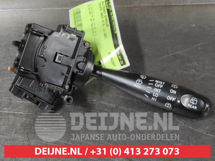 Toyota Yaris Verso Scheibenwischer Schalter O675331
