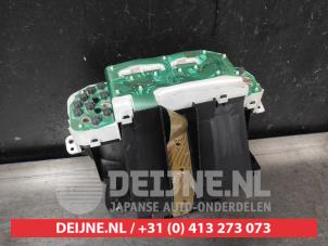Toyota Yaris Verso Odometer KM O675332 photo 2