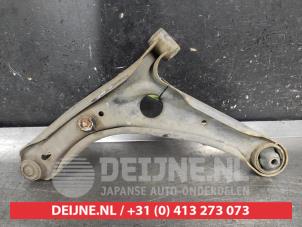 Toyota Yaris Verso Front lower wishbone, right O675346 photo 2