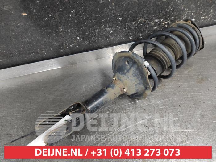 Toyota Yaris Verso Schokdemperpoot links-voor O675349
