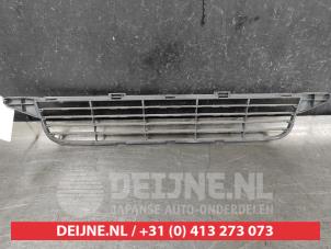 Toyota Avensis Stoßstangenrost O675373 foto 2