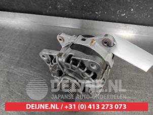 Gebruikte Alternator Nissan Qashqai (J11) 1.2 DIG-T 16V Prijs op aanvraag aangeboden door V.Deijne Jap.Auto-onderdelen BV