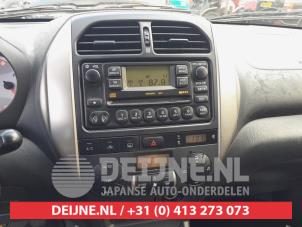 Toyota Rav-4 Heater control panel O675687 photo 3