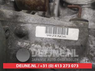 Honda CR-V Gearbox O675735 photo 3