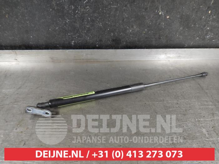 Toyota C-HR Rear gas strut, right O675824