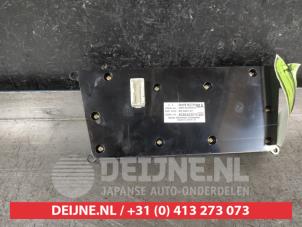 Nissan Almera Tino Radio control panel O675872 photo 2