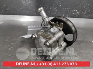 Nissan Almera Tino Power steering pump O675886 photo 2