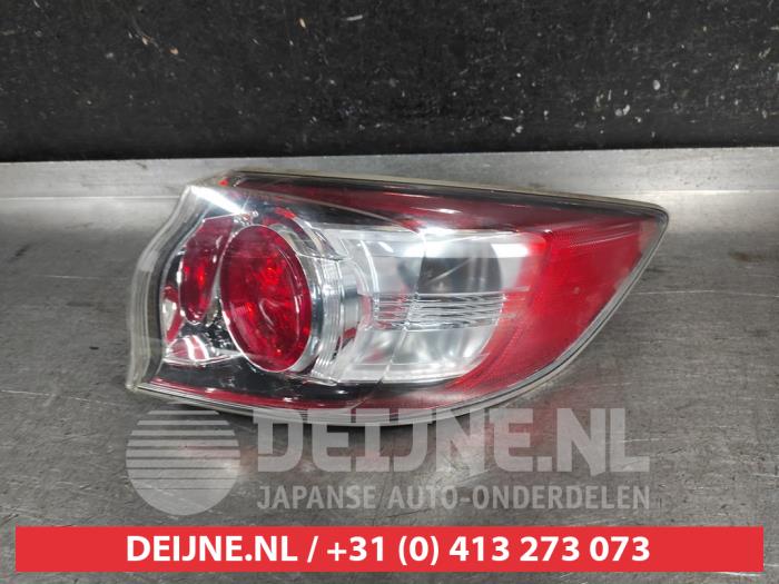 Mazda 3 Rücklicht rechts O675913