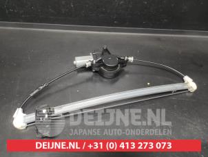 Mazda 3 Ruitmechaniek 4Deurs rechts-achter O675923 foto 2