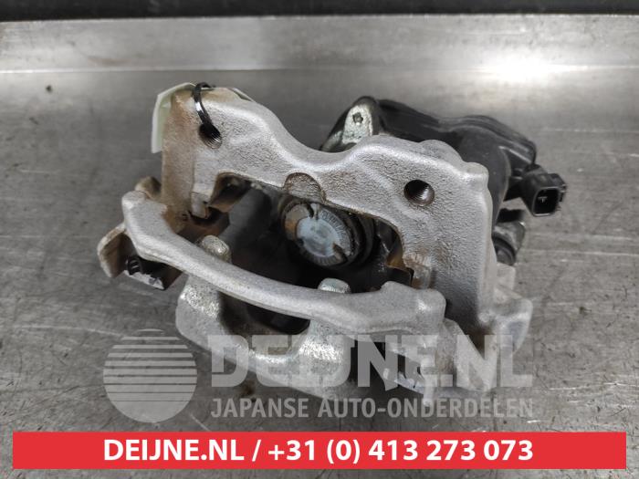Toyota Yaris Remklauw (Tang) rechts-achter O675953
