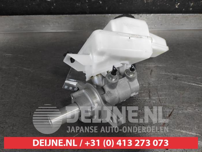 Toyota Yaris Hoofdremcilinder O675961