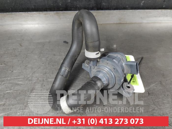 Toyota Yaris Extra waterpomp O675968