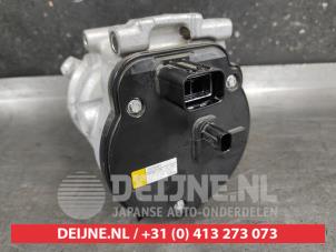 Toyota Yaris Air conditioning pump O676002 photo 3