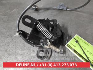 Toyota Yaris Bonnet lock mechanism O676007 photo 2