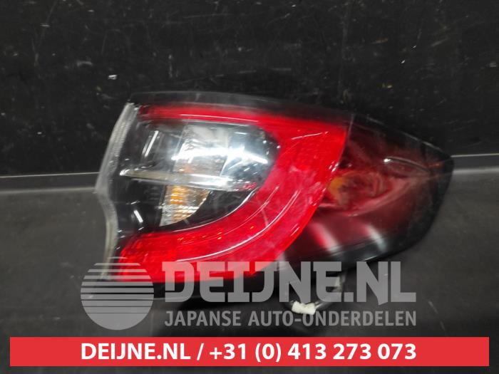 Suzuki Swace Achterlicht rechts O676074