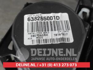 Nissan Leaf Front seatbelt, right O676152 photo 3