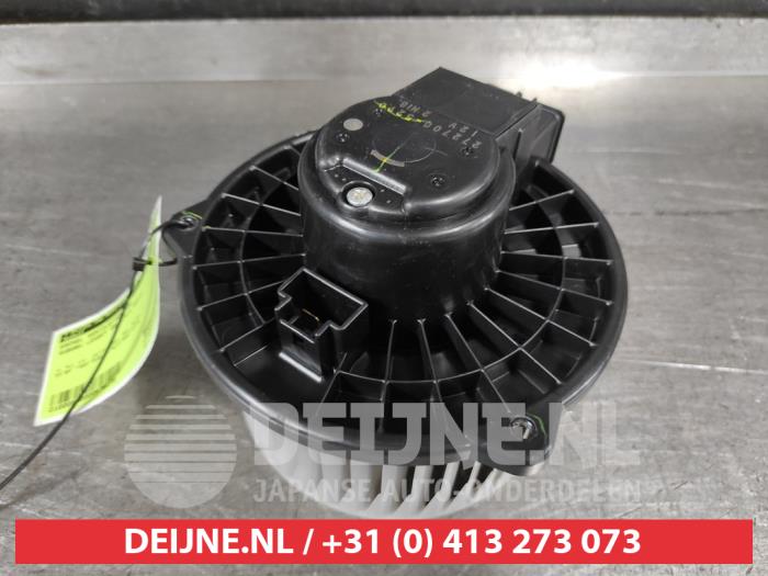 Subaru Legacy Heating and ventilation fan motor O676279