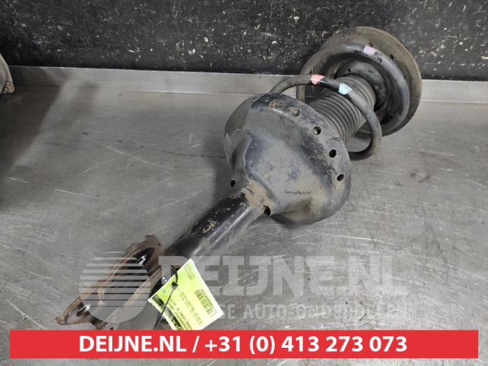 Subaru Legacy Schokdemperpoot links-voor O676290