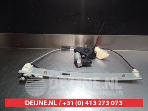 Mazda 3 Ruitmechaniek 4Deurs links-voor O676574 foto 2