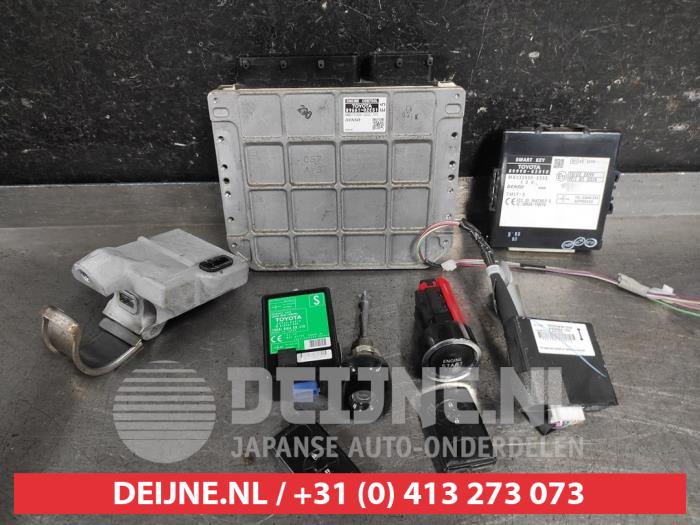 Toyota Auris Schlossset Zylinder (komplett) O676786