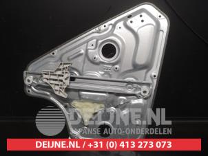 Hyundai IX20 Ruitmechaniek 4Deurs rechts-achter O676811 foto 2