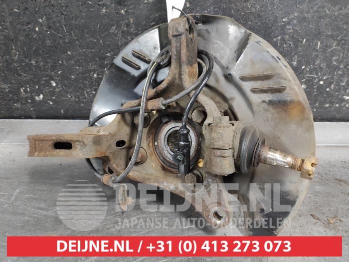Subaru Outback Fusee links-voor O676879