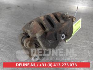 Subaru Outback Remklauw (Tang) links-voor O676884 foto 3