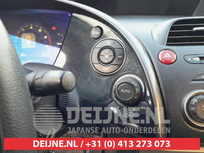 Honda Civic Kachel Bedieningspaneel O676946