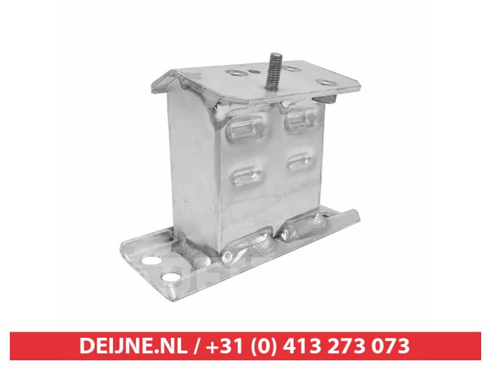 Toyota Prius Plus Stoßstangenrahmen vorne O9990009428