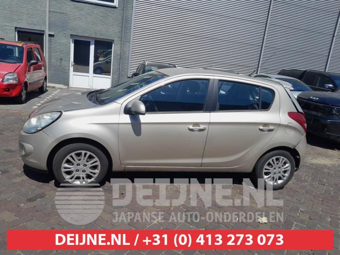 Hyundai I20 Portierruit 4Deurs links-voor O677012