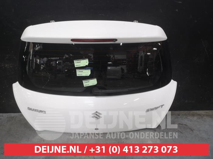 Suzuki Swift Achterklep O677130