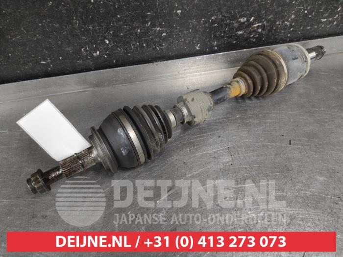 Toyota Rav-4 Aandrijfas links-voor O677066