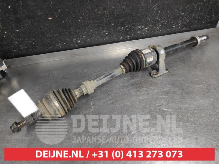 Toyota Rav-4 Aandrijfas rechts-voor O677067