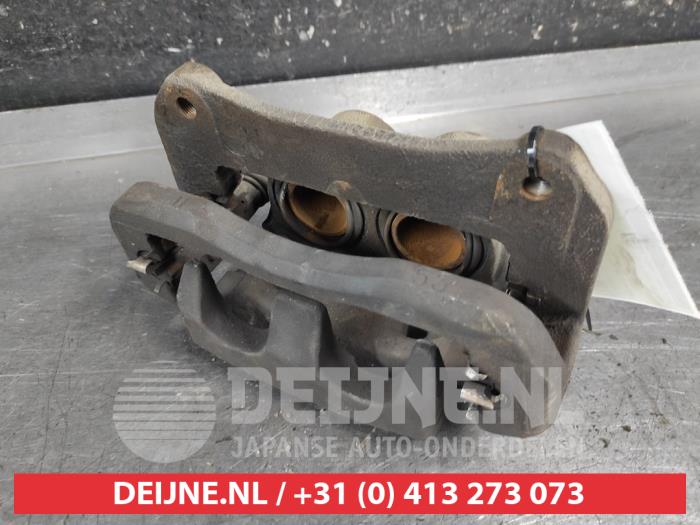 Toyota Rav-4 Front brake calliper, right O677069