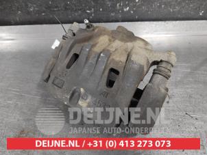 Toyota Rav-4 Bremszange rechts vorne O677069 foto 2