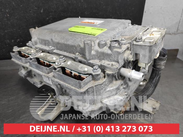 Toyota Rav-4 Inverter (Hybrid) O677109