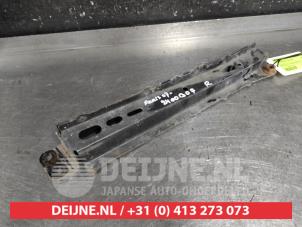 Gebruikte Subframe Toyota Auris (E15) 1.8 16V HSD Full Hybrid Prijs op aanvraag aangeboden door V.Deijne Jap.Auto-onderdelen BV