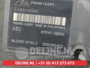 Toyota Yaris ABS Pomp O677335 foto 3
