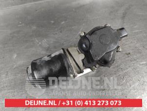 Honda CR-V Ruitenwissermotor voor O677336 foto 2