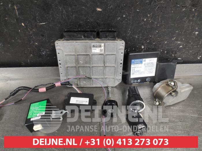 Toyota Yaris Slotenset Cilinder (compleet) O677378