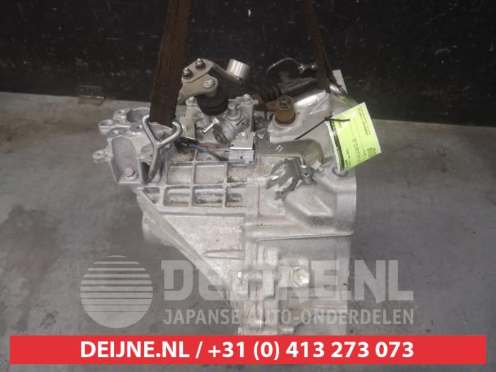 Toyota Aygo X Gearbox O677406