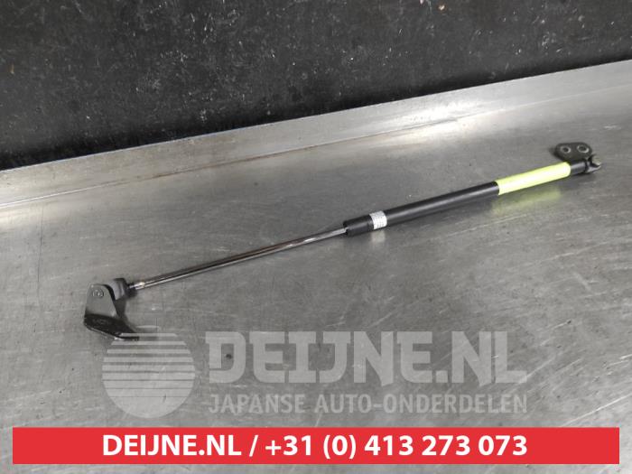 Mazda Demio Gasdämpfer links hinten O677497