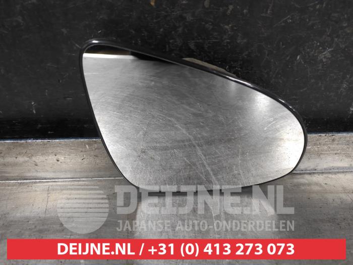 Toyota Aygo X Spiegelglas rechts O677603