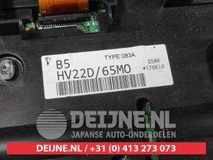 Nissan Qashqai Kilometerteller KM O677708 foto 3