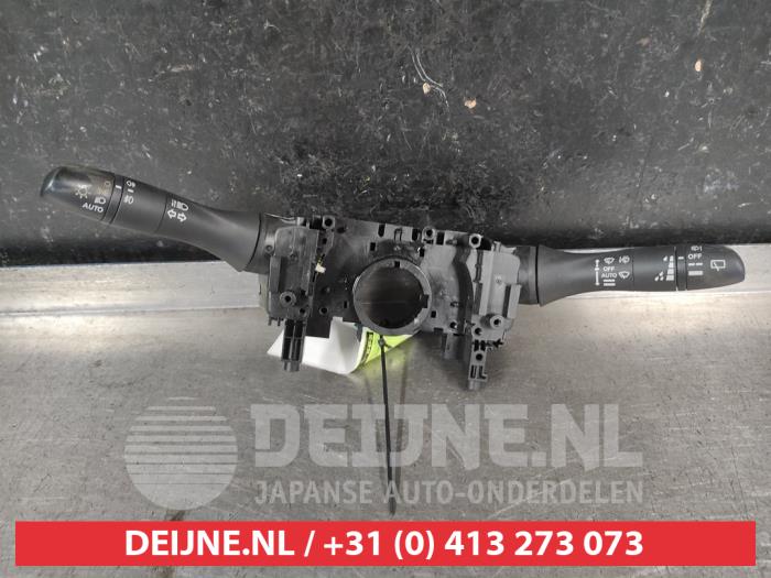 Nissan Qashqai Combischakelaar Stuurkolom O677717