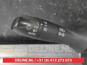 Nissan Qashqai Combischakelaar Stuurkolom O677717 foto 2