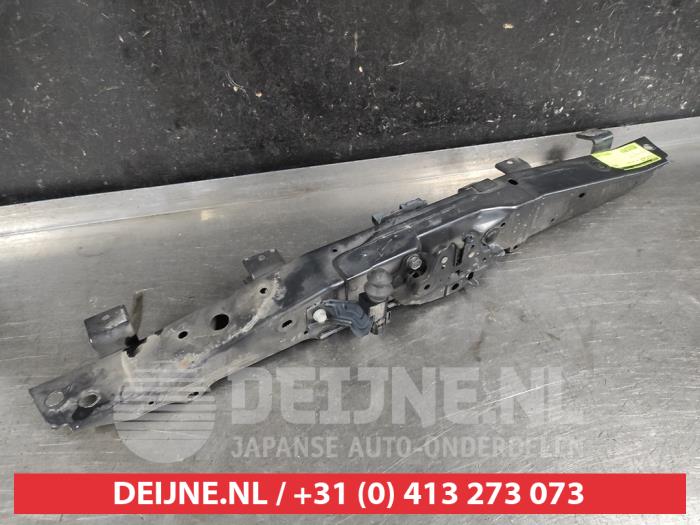 Nissan Qashqai Slotplaat voor O677744