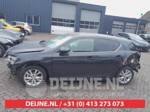 Lexus CT 200h Rear door 4-door, left O677782 photo 3