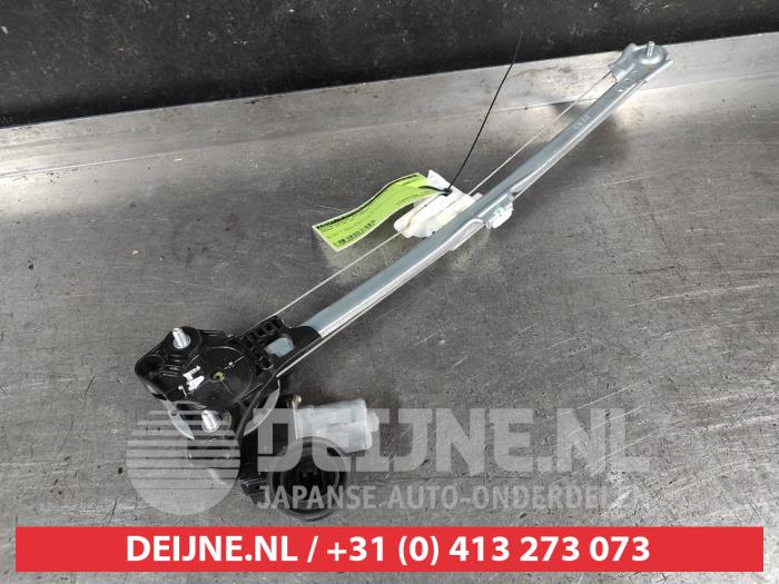 Mazda CX-30 Fenstermechanik 4-türig links hinten O677852