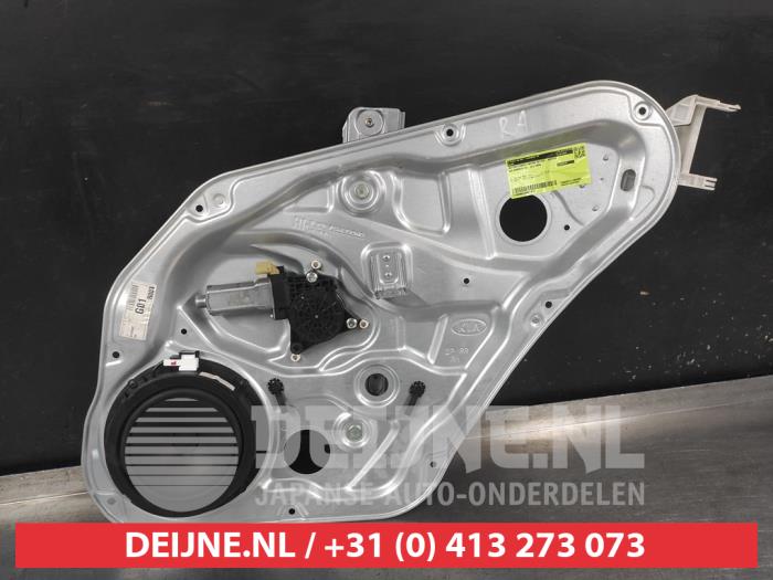 Kia Sorento Ruitmechaniek 4Deurs rechts-achter O677914